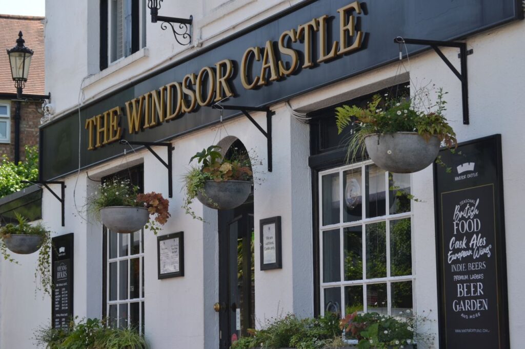 sj forbes windsor