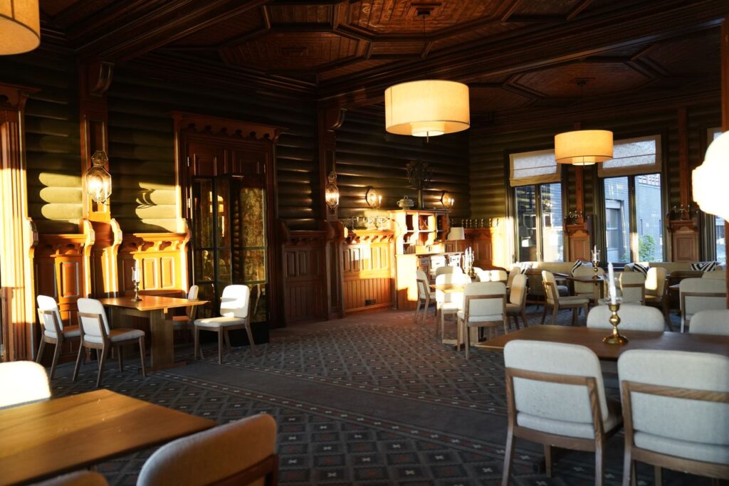 the old stamp house restaurant photos